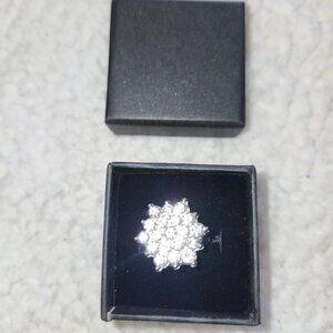 Womens costume jewelry diamond ring